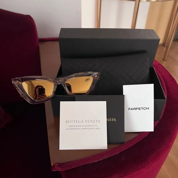 Botegga Venetta Eyewear- cat eye sunglasses - Picture 4 of 4